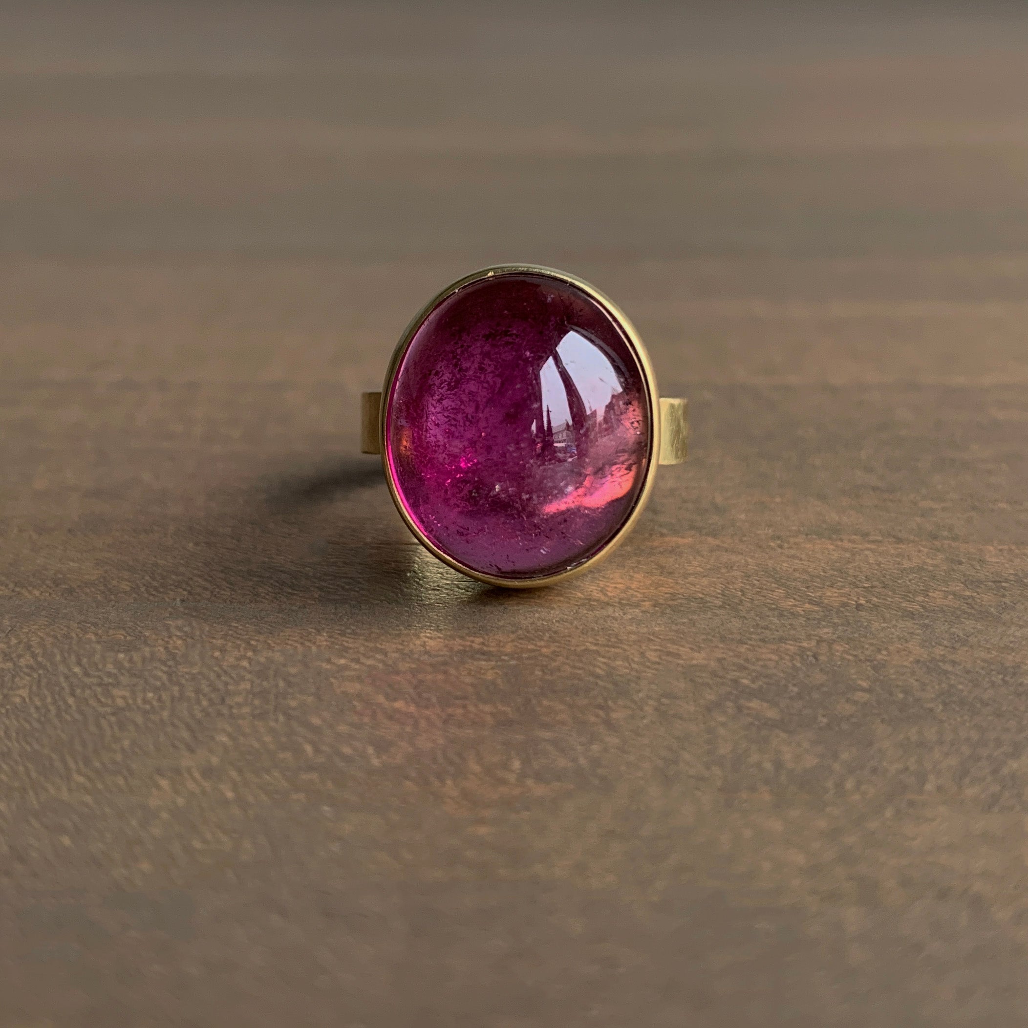 Pink tourmaline hot sale cabochon ring