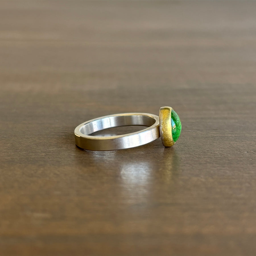 Round Green Tsavorite Garnet Ring