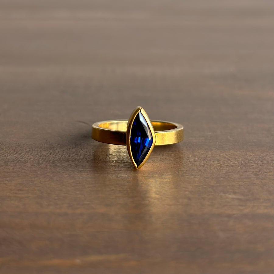 Blue Sapphire Leaf Ring