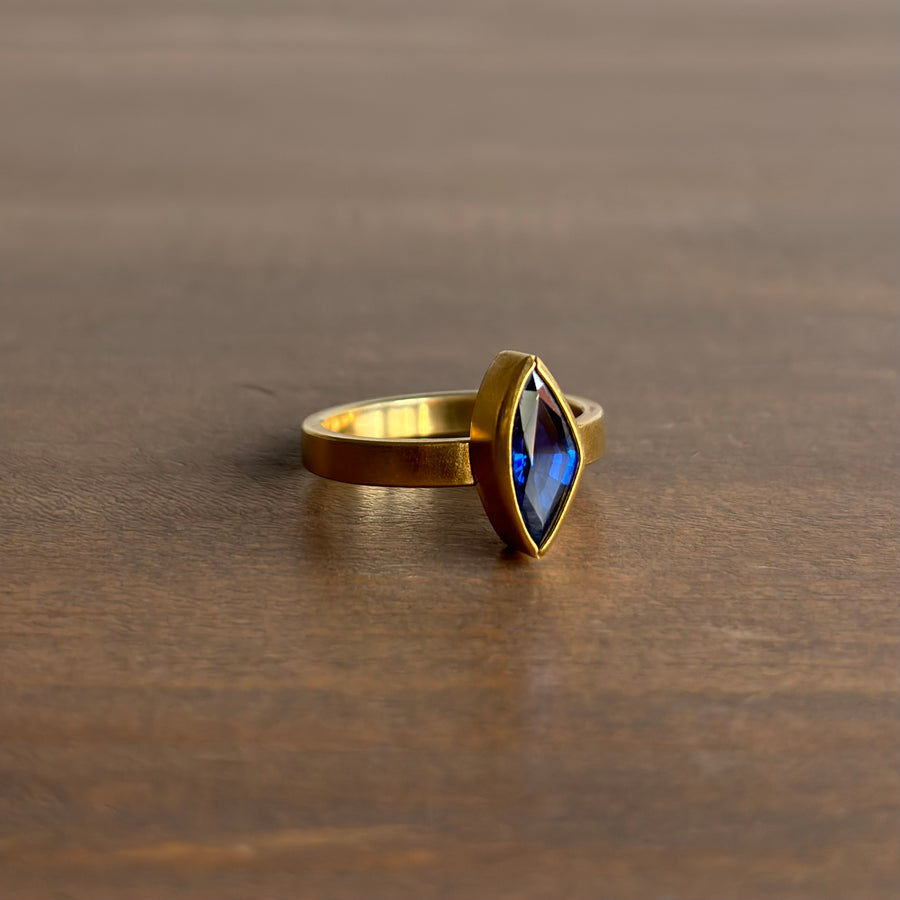 Blue Sapphire Leaf Ring