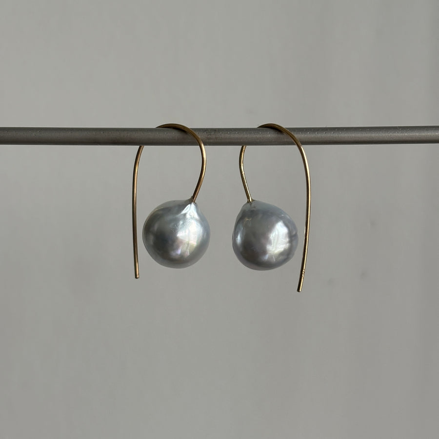 Silver Baroque Pearl Minimalist Earrings