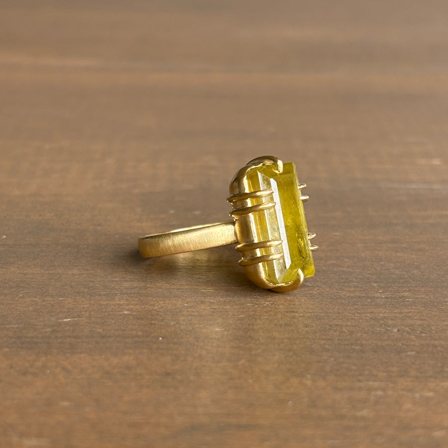 Chartreuse Heliodor Beryl Vanity Ring