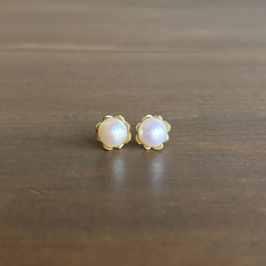 Snow Drop Pearl Stud Earrings